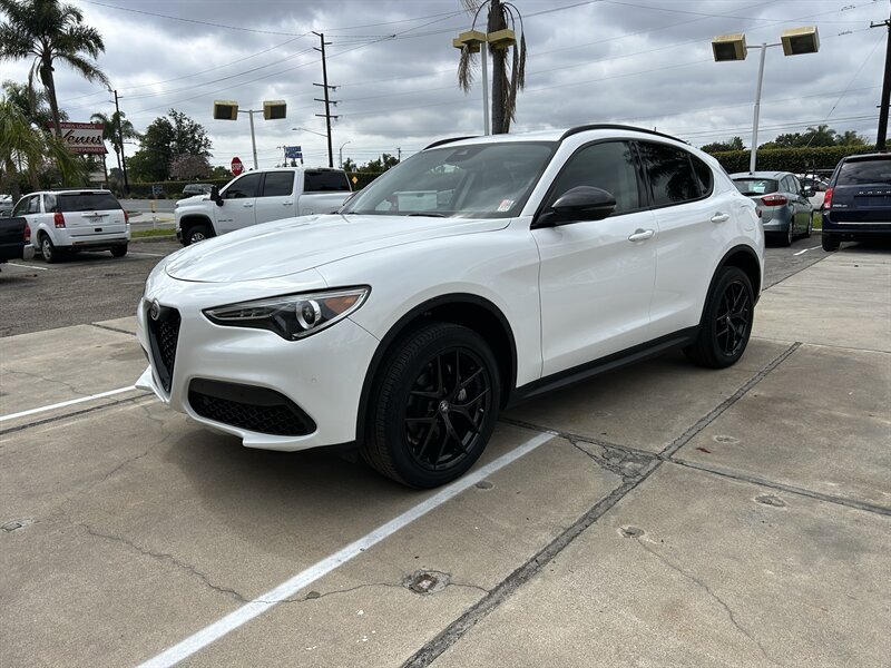 2021 Alfa Romeo Stelvio Sprint  