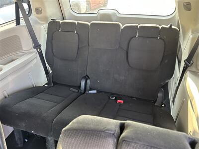2014 Dodge Grand Caravan SXT   - Photo 10 - Long Beach, CA 90805