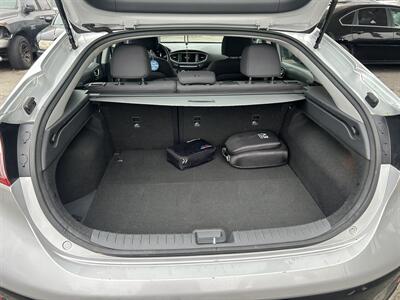 2019 Hyundai IONIQ Electric   - Photo 11 - Long Beach, CA 90805