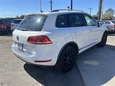 2013 Volkswagen Touareg VR6 Sport   - Photo 5 - Stanton, CA 90680