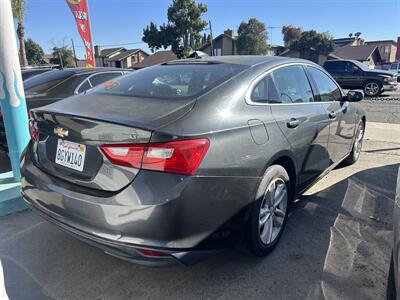 2017 Chevrolet Malibu LT   - Photo 4 - Long Beach, CA 90805