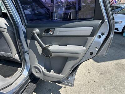 2011 Honda CR-V LX   - Photo 12 - Stanton, CA 90680