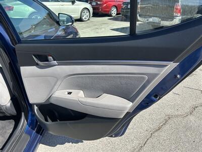 2019 Hyundai ELANTRA SEL   - Photo 17 - Long Beach, CA 90805