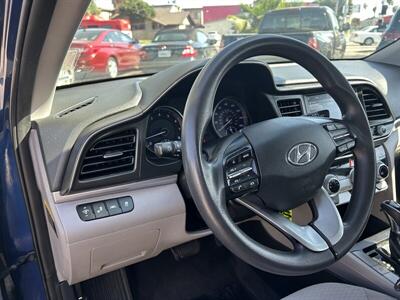 2019 Hyundai ELANTRA SEL   - Photo 9 - Long Beach, CA 90805