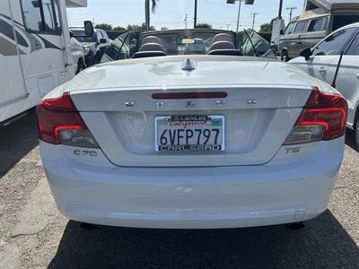 2011 Volvo C70 T5   - Photo 6 - Stanton, CA 90680
