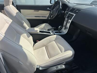 2011 Volvo C70 T5   - Photo 14 - Stanton, CA 90680