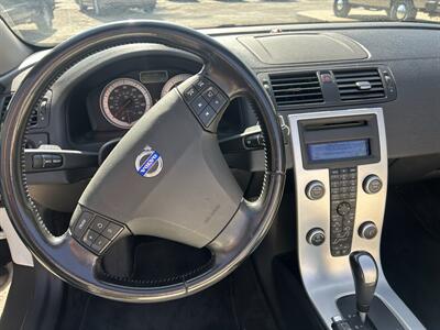 2011 Volvo C70 T5   - Photo 11 - Stanton, CA 90680
