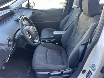 2016 Toyota Prius Two   - Photo 8 - Stanton, CA 90680