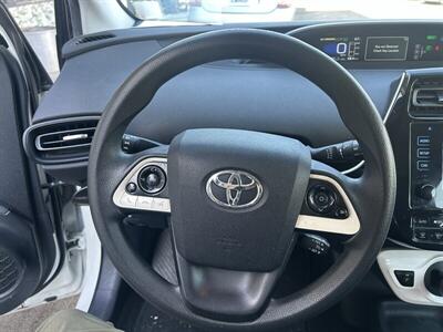 2016 Toyota Prius Two   - Photo 18 - Stanton, CA 90680
