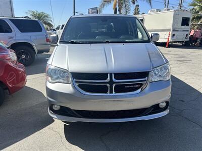 2019 Dodge Grand Caravan SXT   - Photo 2 - Long Beach, CA 90805