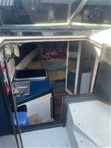 1990 Four Winns 265 Vista   - Photo 11 - Long Beach, CA 90805