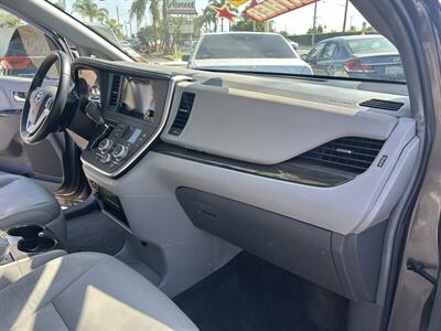 2017 Toyota Sienna XLE 8-Passenger - Photo 17 - Stanton, CA 90680