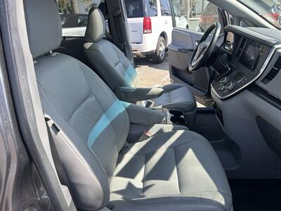 2017 Toyota Sienna XLE 8-Passenger - Photo 16 - Stanton, CA 90680