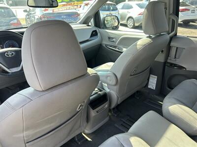 2017 Toyota Sienna XLE 8-Passenger - Photo 10 - Stanton, CA 90680