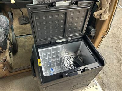 1985 Volkswagen Bus/Vanagon Camper   - Photo 9 - Stanton, CA 90680