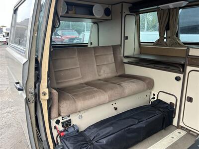 1985 Volkswagen Bus/Vanagon Camper   - Photo 6 - Stanton, CA 90680