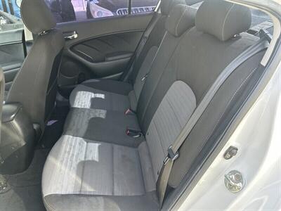 2018 Kia Forte S   - Photo 11 - Long Beach, CA 90805