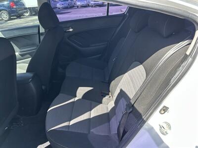 2018 Kia Forte S   - Photo 11 - Stanton, CA 90680