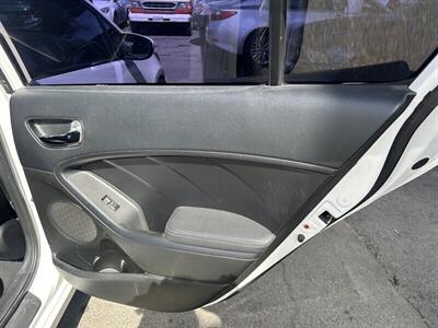 2018 Kia Forte S - Photo 16 - Long Beach, CA 90805