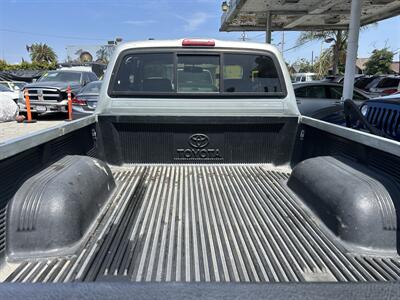 2004 Toyota Tacoma PreRunner V6  SR5 - Photo 7 - Long Beach, CA 90805