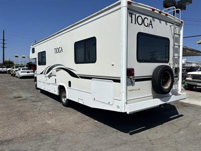 2002 TIOGA 29V Fleetwood - Photo 3 - Stanton, CA 90680