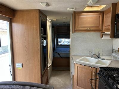 2002 TIOGA 29V Fleetwood - Photo 10 - Stanton, CA 90680