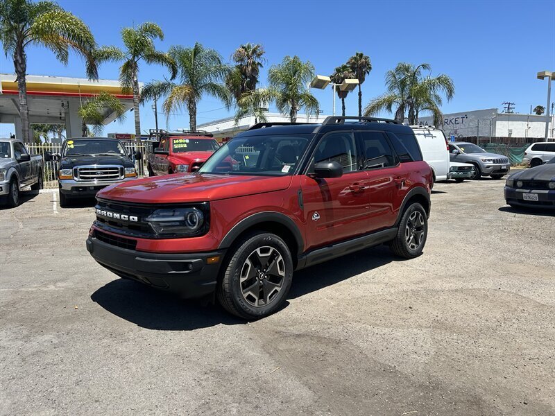 2022 Ford Bronco Outer Banks  Sport