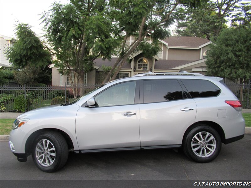 2013 Nissan Pathfinder SV   - Photo 4 - Sherman Oaks, CA 91423