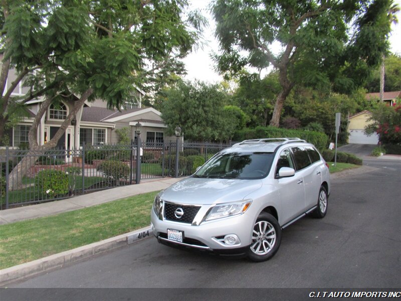 2013 Nissan Pathfinder SV   - Photo 3 - Sherman Oaks, CA 91423