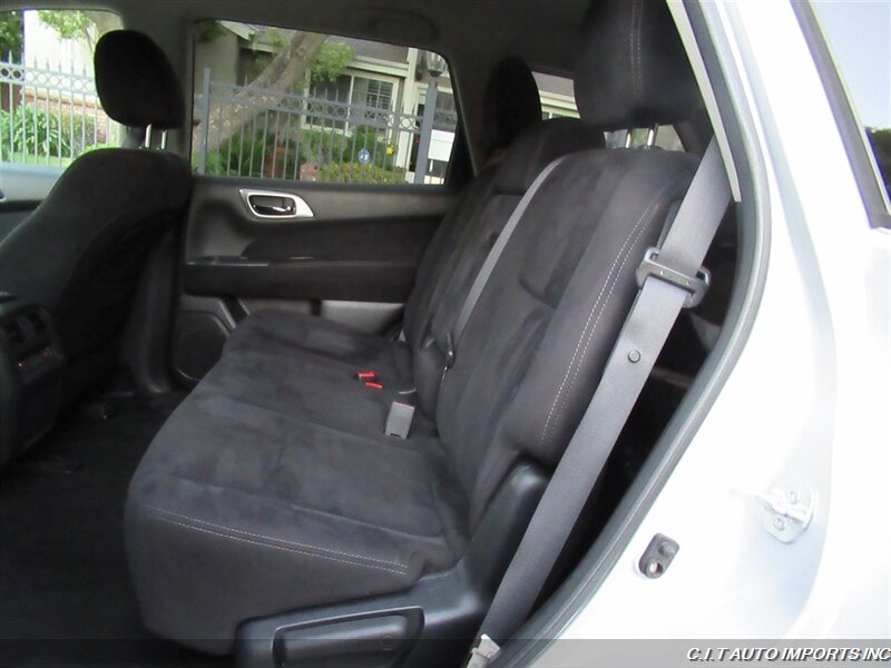 2013 Nissan Pathfinder SV   - Photo 24 - Sherman Oaks, CA 91423