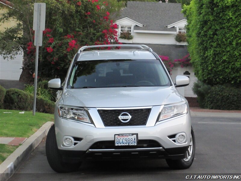 2013 Nissan Pathfinder SV   - Photo 2 - Sherman Oaks, CA 91423