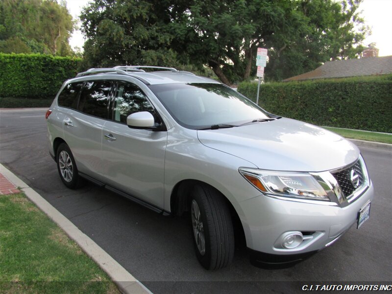 2013 Nissan Pathfinder SV   - Photo 10 - Sherman Oaks, CA 91423