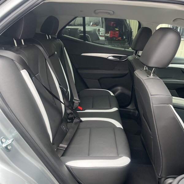 2024 Buick Envision Sport Touring   - Photo 20 - Sherman Oaks, CA 91423