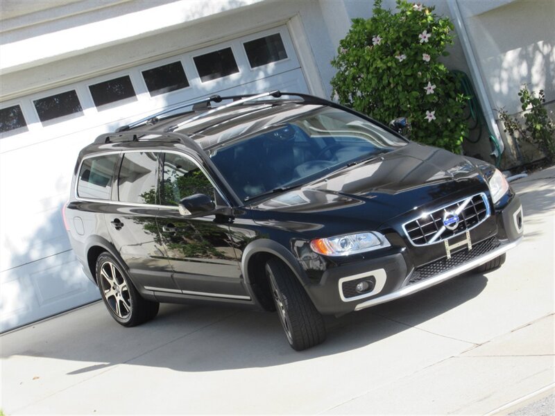 2012 Volvo XC70 T6   - Photo 5 - Sherman Oaks, CA 91423