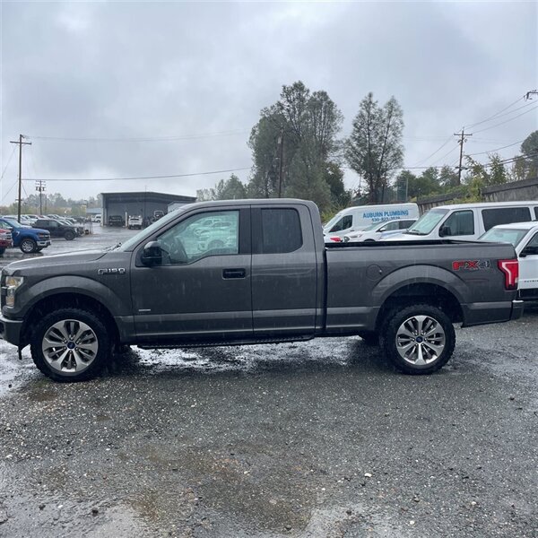 2017 Ford F-150 XL   - Photo 2 - Sherman Oaks, CA 91423