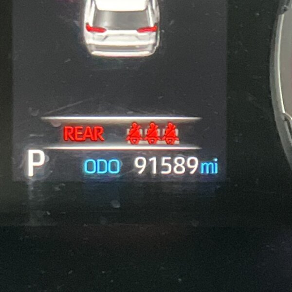 2019 Toyota RAV4 XLE   - Photo 19 - Sherman Oaks, CA 91423