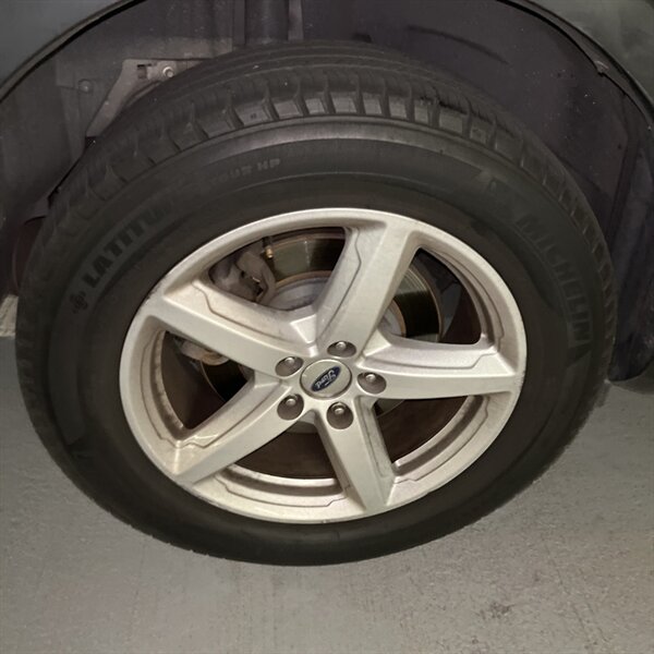 2018 Ford Explorer XLT   - Photo 18 - Sherman Oaks, CA 91423