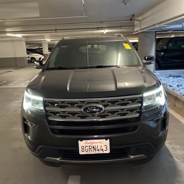 2018 Ford Explorer XLT   - Photo 3 - Sherman Oaks, CA 91423