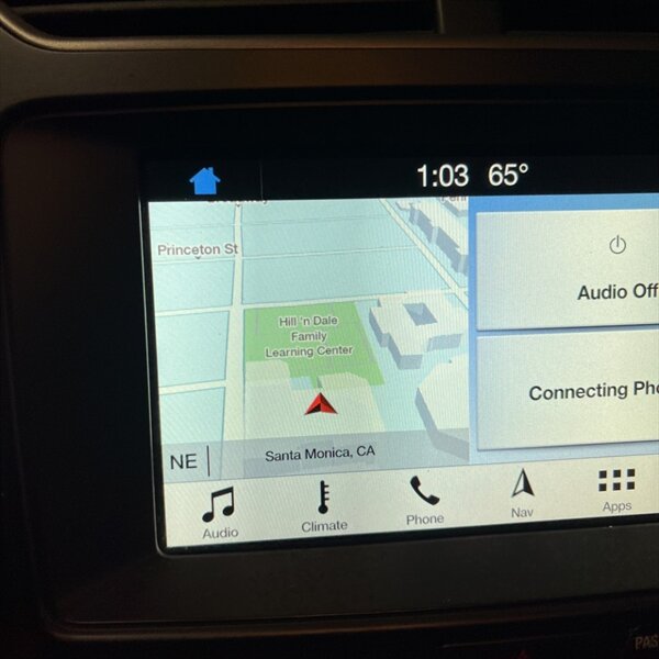 2018 Ford Explorer XLT   - Photo 5 - Sherman Oaks, CA 91423