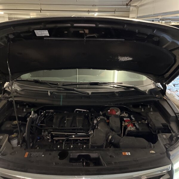 2018 Ford Explorer XLT   - Photo 19 - Sherman Oaks, CA 91423