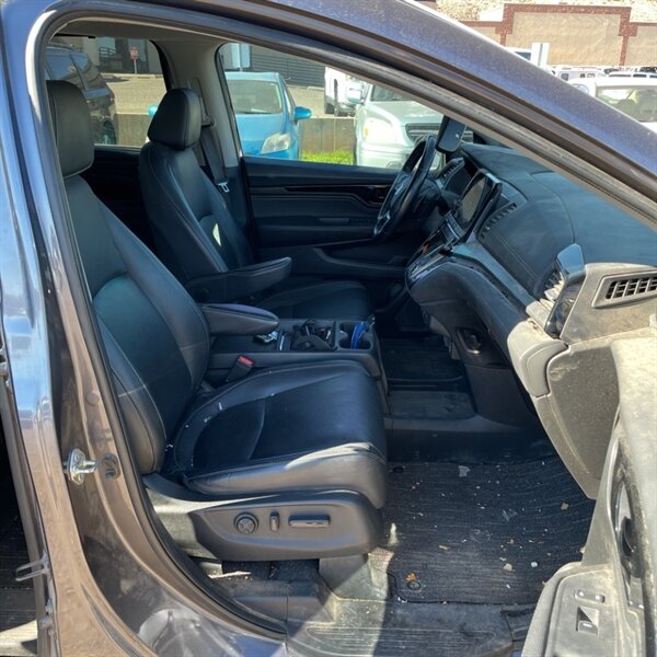 2021 Honda Odyssey Touring   - Photo 16 - Sherman Oaks, CA 91423