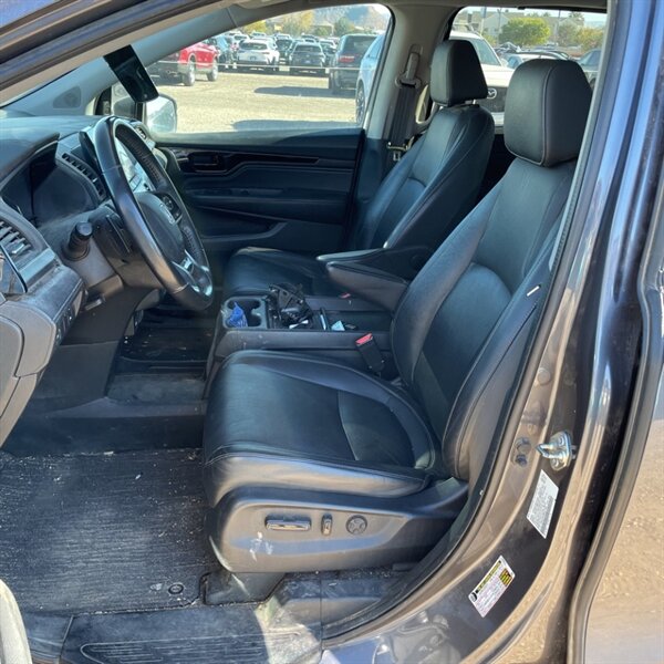 2021 Honda Odyssey Touring   - Photo 15 - Sherman Oaks, CA 91423