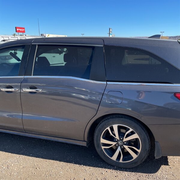 2021 Honda Odyssey Touring   - Photo 8 - Sherman Oaks, CA 91423