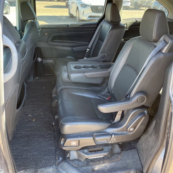 2021 Honda Odyssey Touring   - Photo 18 - Sherman Oaks, CA 91423