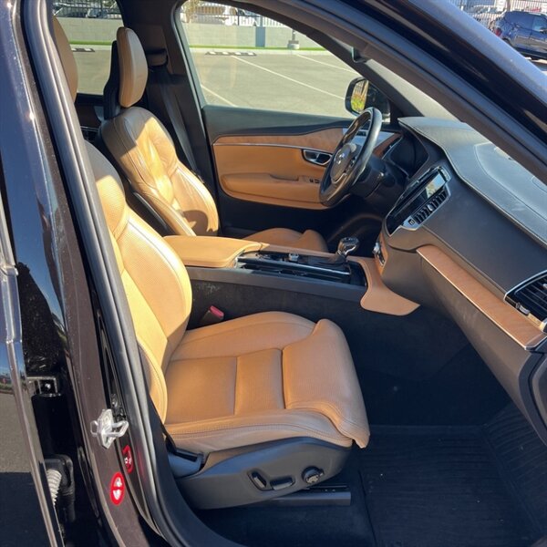 2018 Volvo XC90 T6 Inscription   - Photo 18 - Sherman Oaks, CA 91423