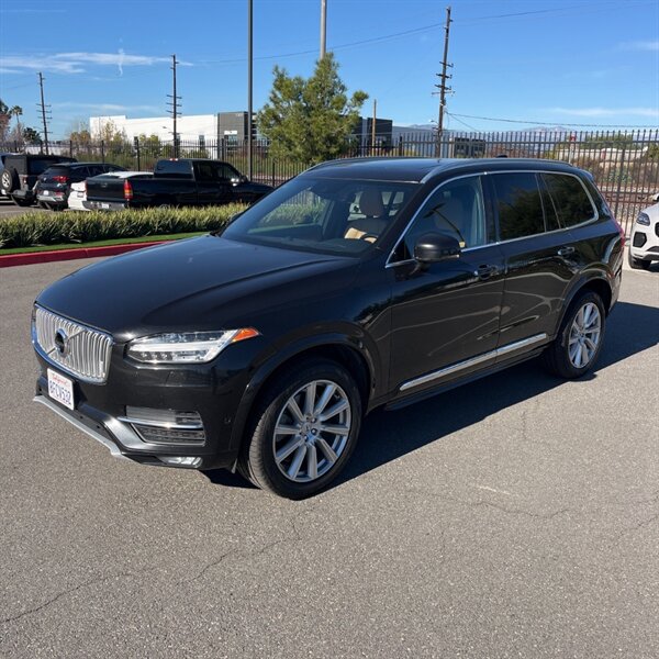 2018 Volvo XC90 T6 Inscription   - Photo 3 - Sherman Oaks, CA 91423