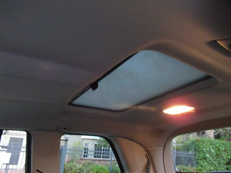 2012 Mercedes-Benz GL 350 BlueTEC   - Photo 32 - Sherman Oaks, CA 91423