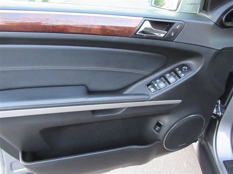 2012 Mercedes-Benz GL 350 BlueTEC   - Photo 14 - Sherman Oaks, CA 91423