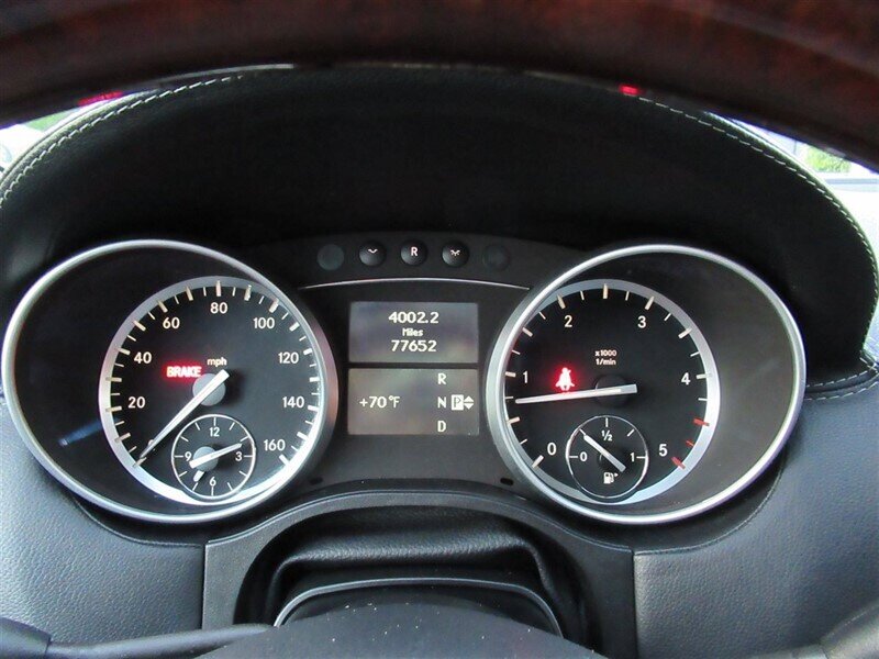 2012 Mercedes-Benz GL 350 BlueTEC   - Photo 20 - Sherman Oaks, CA 91423
