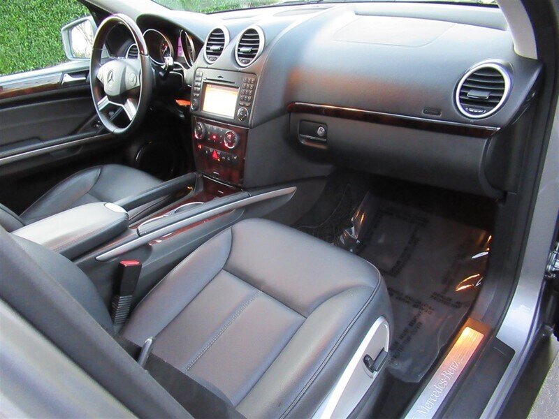 2012 Mercedes-Benz GL 350 BlueTEC   - Photo 39 - Sherman Oaks, CA 91423